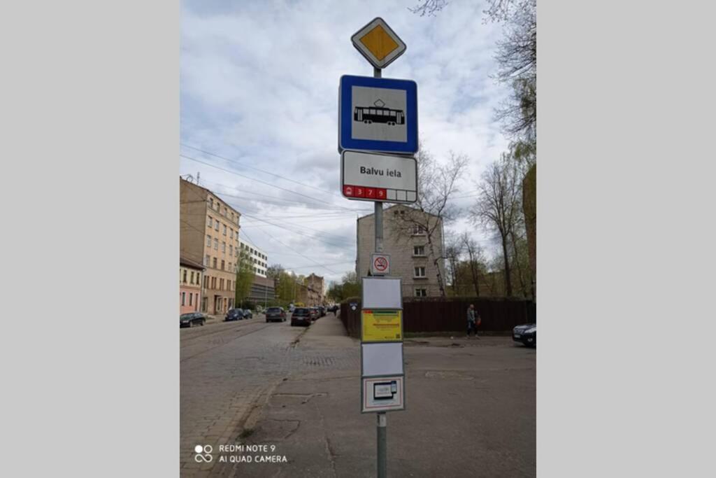 Latgales139 6 Can Stay Park In Front Of The House Free Parking Behind The Fence Self Check In Out Rīga Exterior foto
